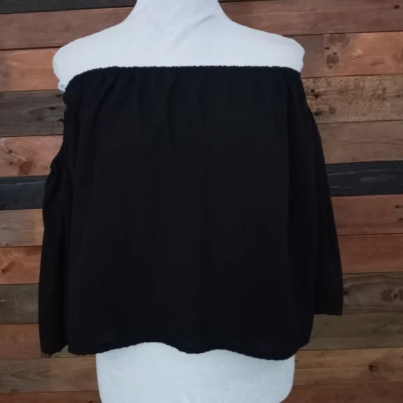 EUC Black Bandeau bell sleeve top - Small - Picture 2 of 7